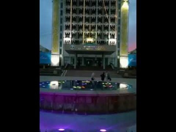 Прожекторы RGB в фонтане КазНУ